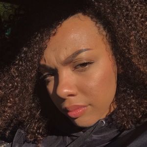 Meet your Posher, Jordyn